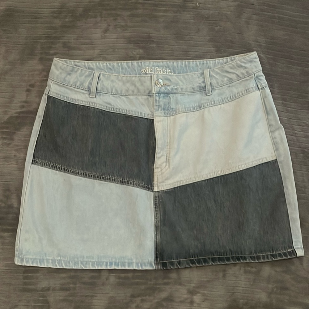 Wild fable Jean skirt